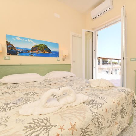 Albergo Atlantic อีสเกีย ภายนอก รูปภาพ