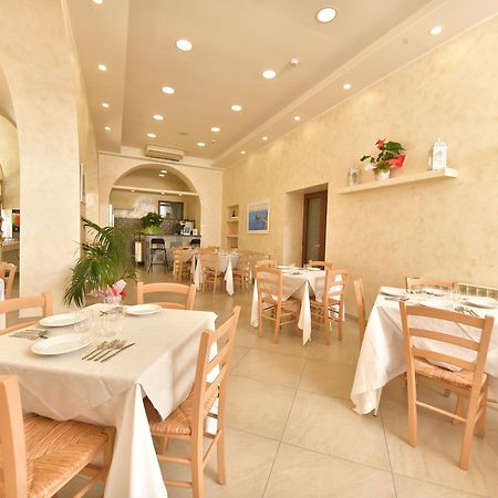 Albergo Atlantic อีสเกีย ภายนอก รูปภาพ
