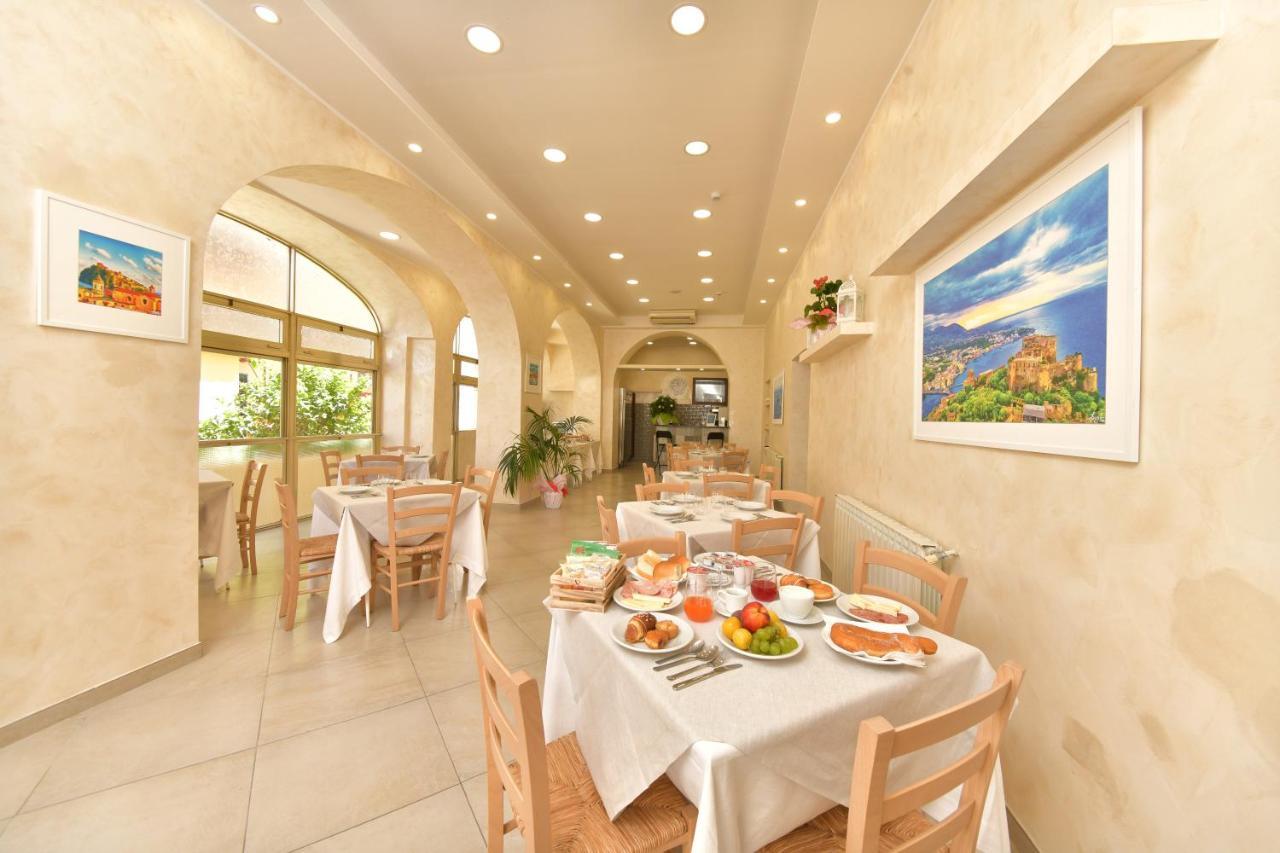 Albergo Atlantic อีสเกีย ภายนอก รูปภาพ
