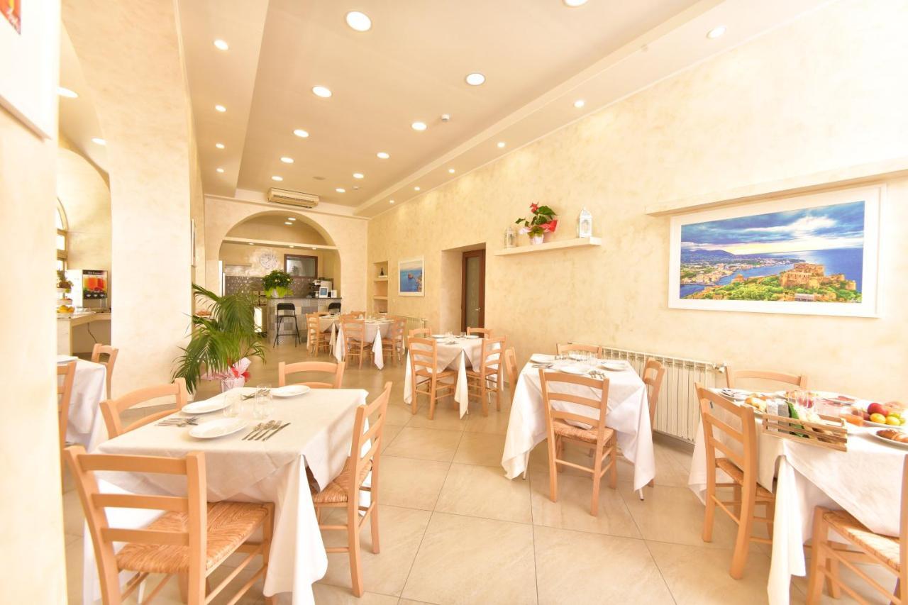 Albergo Atlantic อีสเกีย ภายนอก รูปภาพ